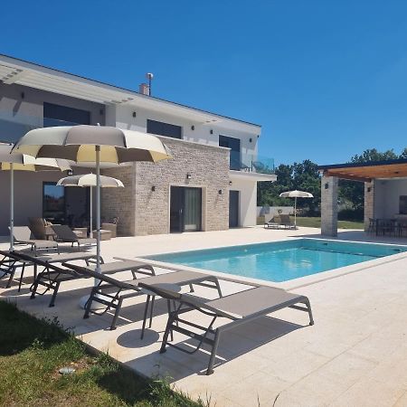 Luxury Villa Serena 2022 - With Heated Pool Cukrici Exterior foto