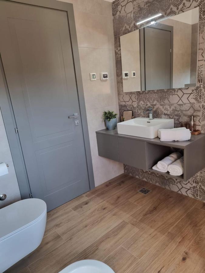 Luxury Villa Serena 2022 - With Heated Pool Cukrici Exterior foto