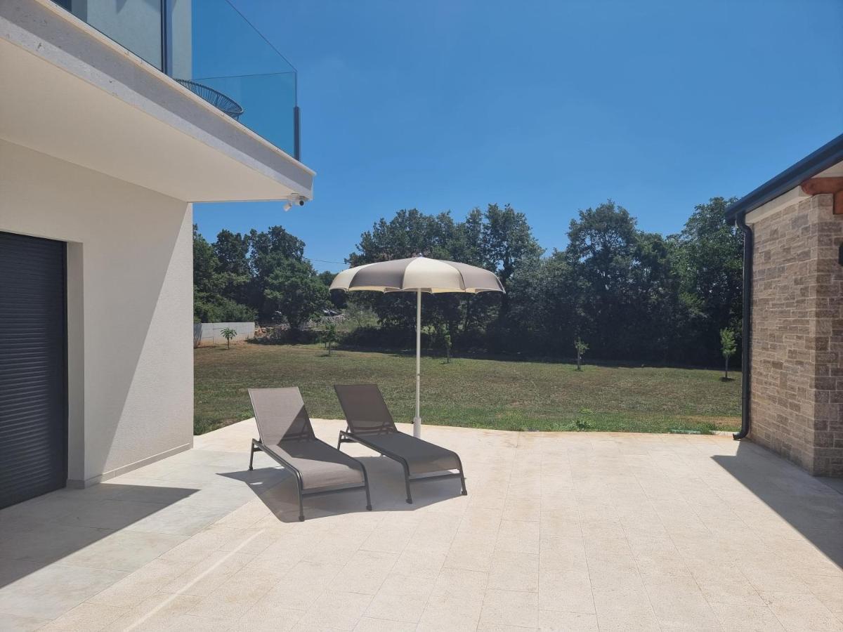 Luxury Villa Serena 2022 - With Heated Pool Cukrici Exterior foto